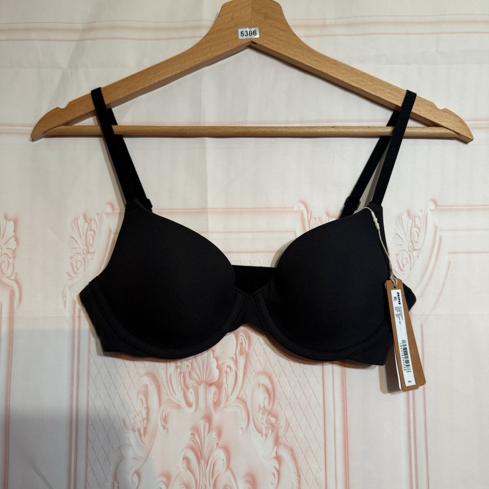 Skims Fits Everybody T-Shirt Bra Onyx Black Size 32B NWT $54